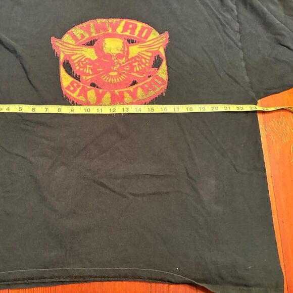 Vtg. Men's Black Lynyrd Skynyrd Band T-shirt Size XL - Picture 4 of 5